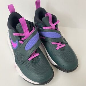 Girls sneakers Nike, 2 size